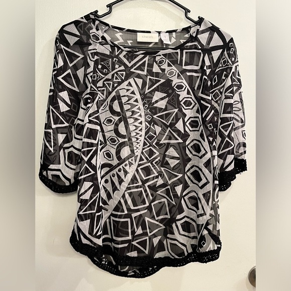 Chico's Tops - Chico's Black and White Geometric Women's Top, size 1